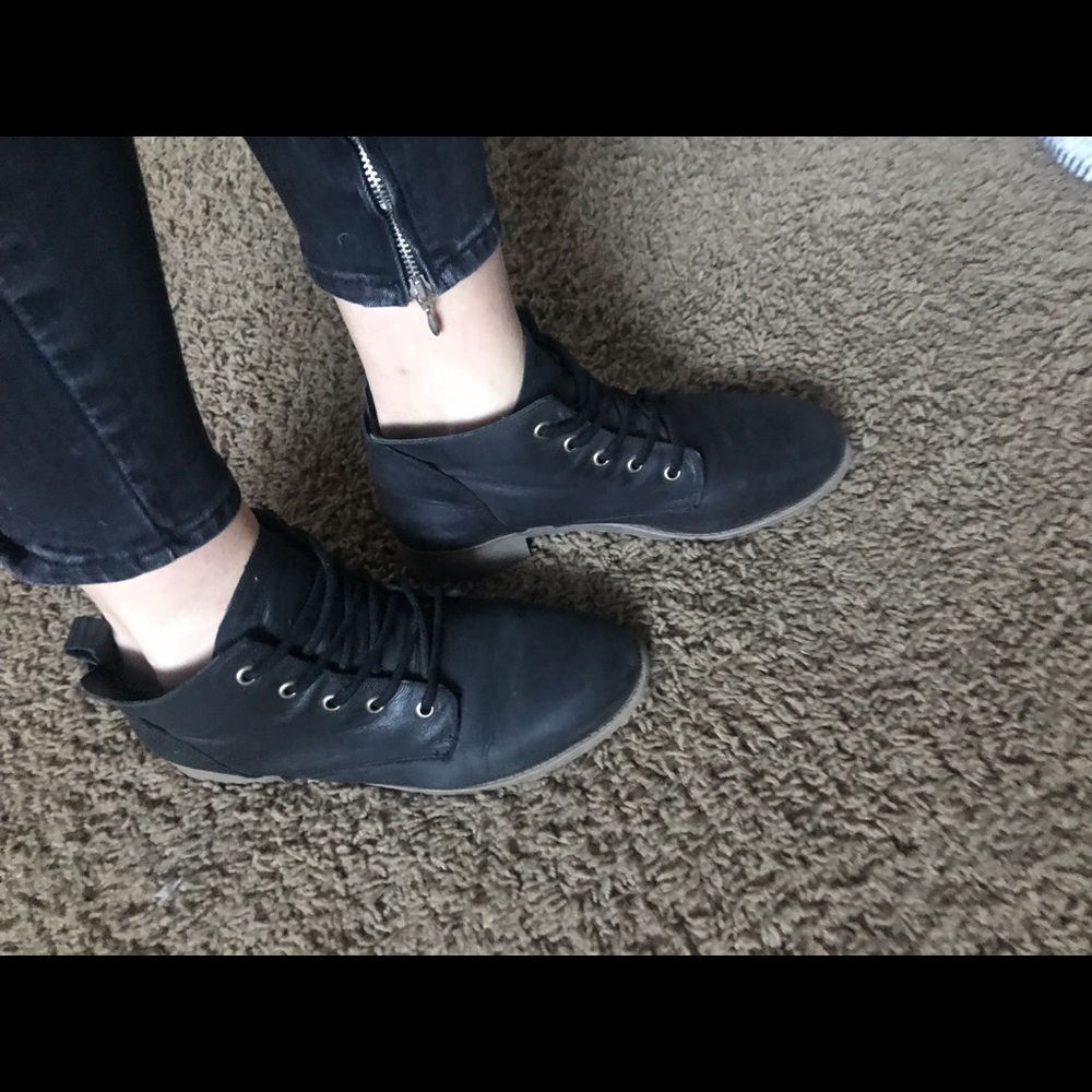 Steve Madden Black Lace-Up Booties